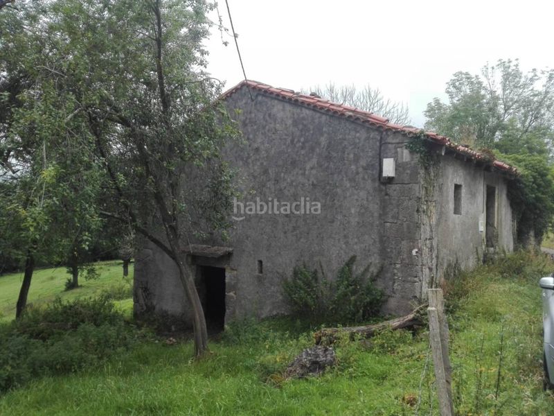 Foto bf175cf8-55e6-4227-ab5f-708b3abd6df1. Finca rústica a Ruesga