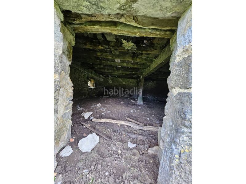 Foto f5df4882-a1a4-4510-8bf5-9a967db1b959. Finca rústica a Ruesga