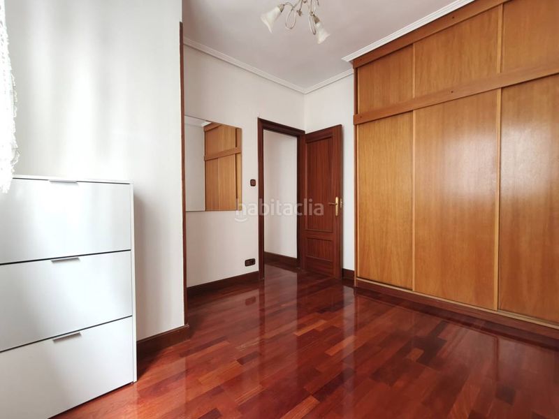 Foto 65458d31-0e2b-4e40-bfaa-6935419f4436. Piso venta de piso en Zona Indautxu Bilbao