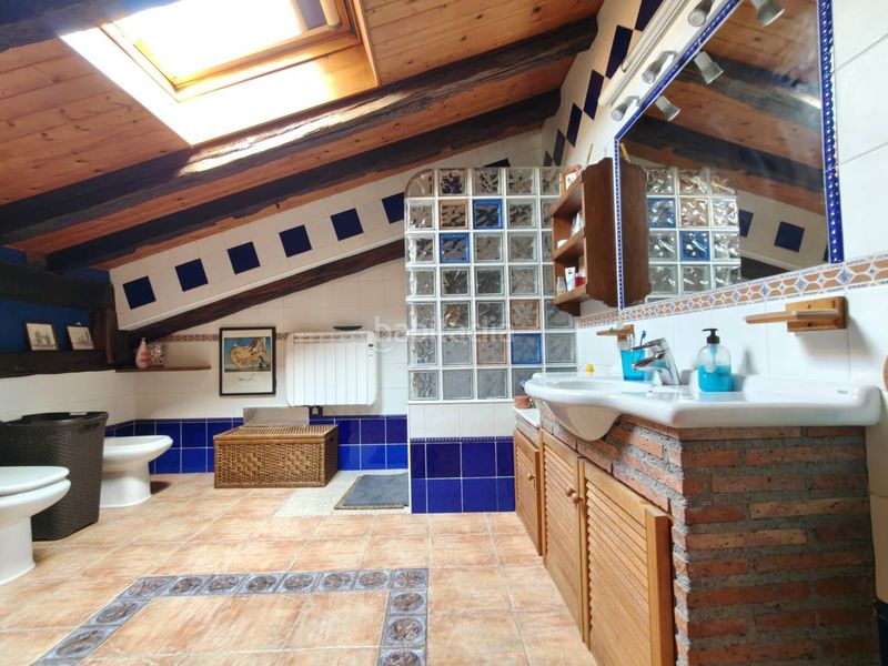 Foto b1d13824-3e76-4a98-868c-ba674b11e826. Casa adossada amb calefacció a Arrankudiaga / Zollo