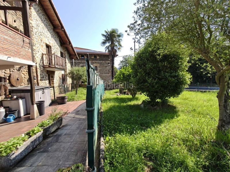 Foto e90d8c38-4b6f-41d5-8b6b-bc16f8ac8d86. Casa adossada amb calefacció a Arrankudiaga / Zollo