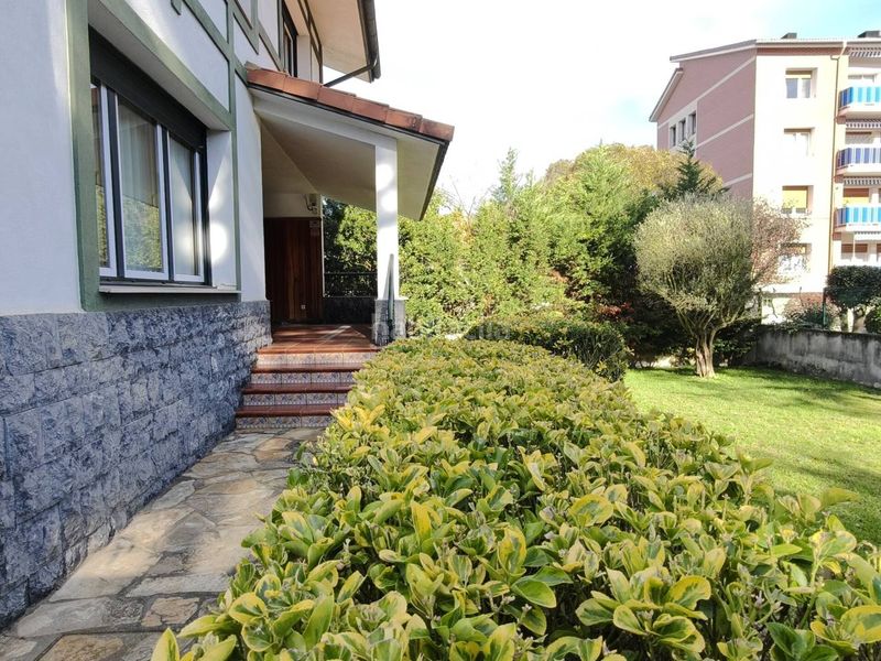 Foto a35d8e90-6e5b-482a-a5a1-5c465b5d7480. Chalet con parcheggio in Negurigane-Peruri Leioa