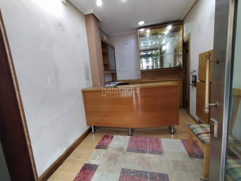 Foto bdea961f-b15e-453e-9f19-eb1e4c06a73d. Affitto locale commerciale in Zabalburu Bilbao