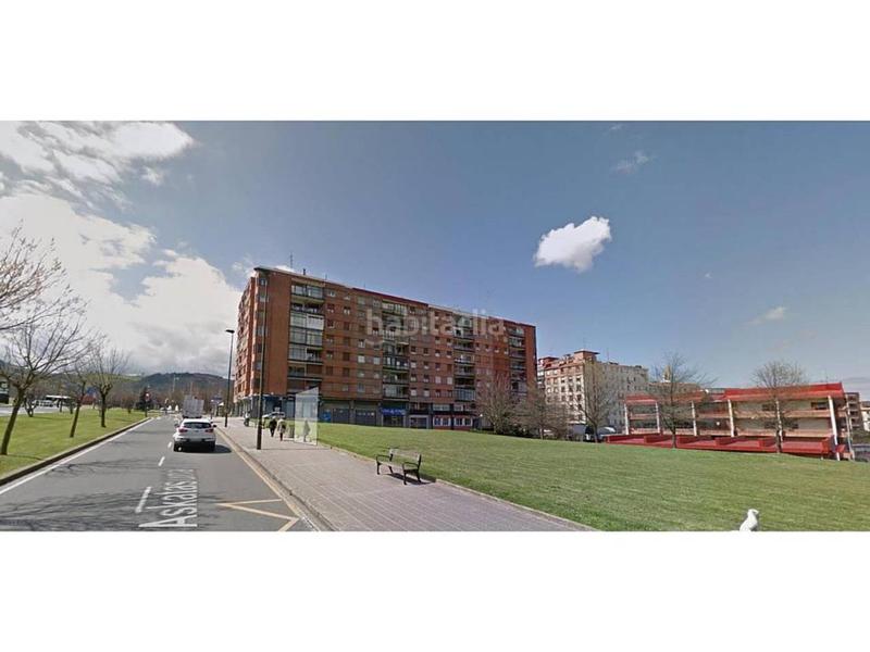 Foto 4b9f1bbe-3dba-48c2-9212-c35d60cac8b8. Location local commercial dans Zabala Bilbao