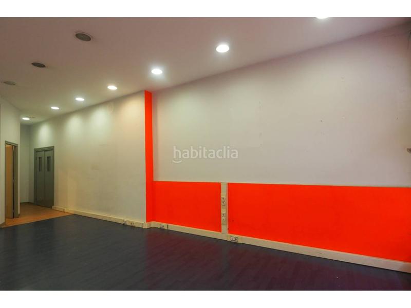 Foto 47a5e65e-c381-4182-92c1-9854c96d8f16. Lloguer local comercial a Sabino Arana-Jesuitas Bilbao