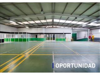 Bâtiment à usage industriel à Erandio. Nave industrial en venta en asua la campa