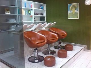 Local Comercial a Iralabarri. Peluquería en venta en zabalburu