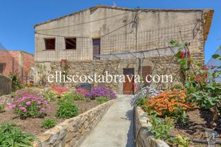 Casa a Cruïlles, Monells i Sant Sadurní de l´Heura
