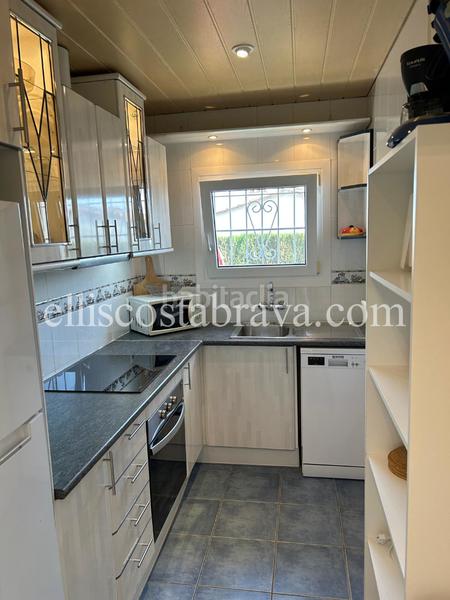 Foto fe65223a-9bd3-4427-a2b9-ad9a31ae0896. Haus mit kamin heizung pool in Riells Escala (L´)