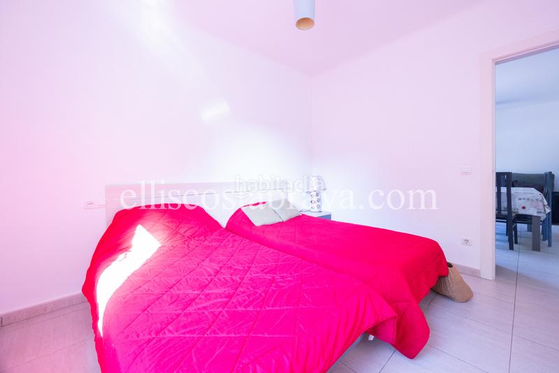 Foto fb5506d3-32a0-423a-a06e-2e2ca5a212f6. Appartement avec chauffage dans Montgó Escala (L´)