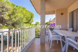 Casa en Eixample Residencial. Propiedad única - 5 dormitorios