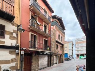 Flat in Azara kalea 4