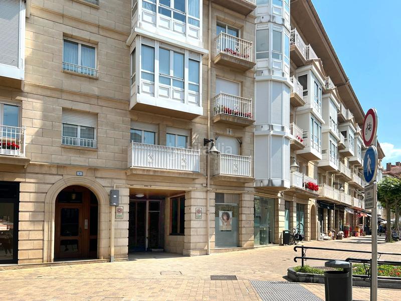 Foto 05a3b8b0-f505-4672-86ea-632d01b5a5db. Parking coche en Zarautz