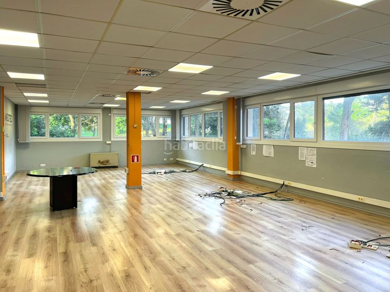 Foto d606da76-4bb4-41a2-b4ea-60d07e147afd. Local comercial en etxepare 6 en Zarautz