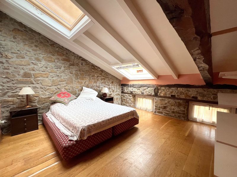 Foto e3d5ea51-5130-4c3d-8d04-7c63bd67303d. Pis a Zarautz