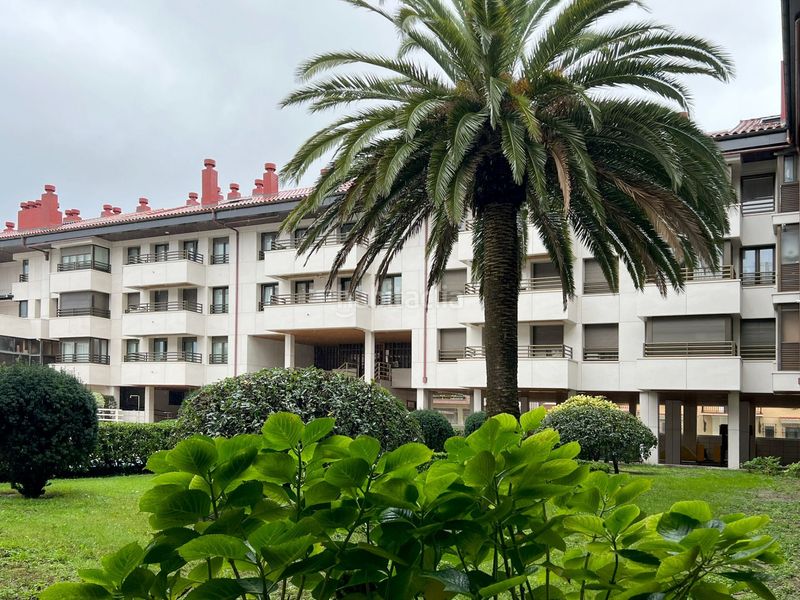 Foto 6ca985b3-96e5-4f41-84fb-8a172a2d8a61. Affitto appartamento in Zarautz