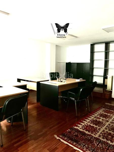 Foto c8d0f797-4840-4148-a6e1-686a05af27a3. Alquiler oficina  en alquiler en centro, 1 dormitorio. en Oviedo