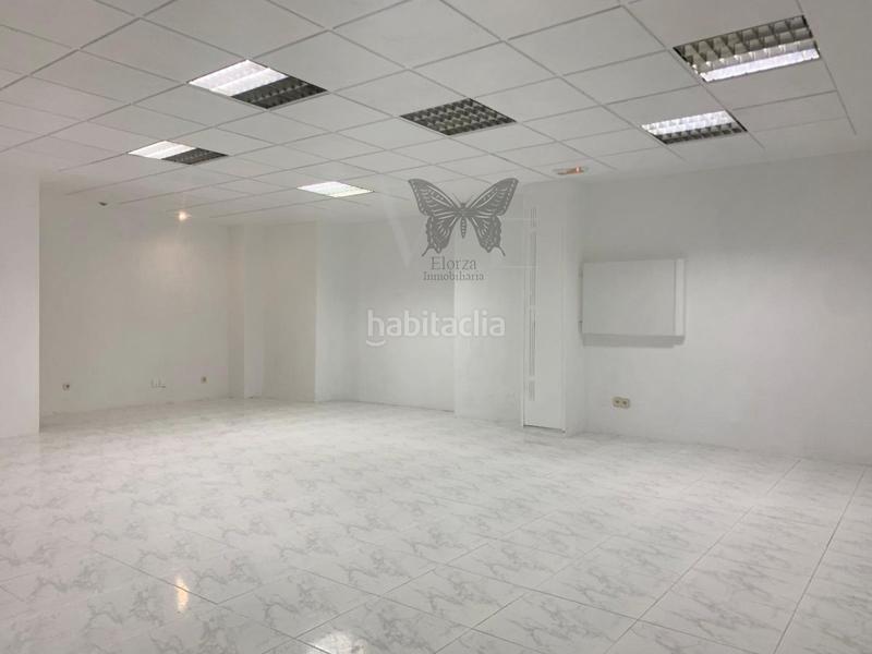 Foto 2b2cc942-9651-4f75-8b5a-df8e9c75b3eb. Alquiler local comercial local com. en alquiler en general elorza, 1 despacho. en Oviedo