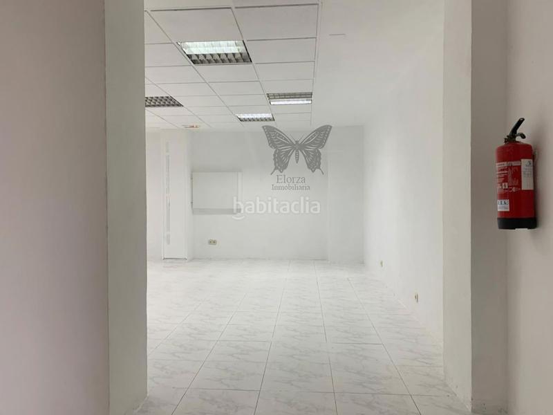 Foto a7ef78cd-ee36-47e9-a097-2de5e4d311dc. Alquiler local comercial local com. en alquiler en general elorza, 1 despacho. en Oviedo