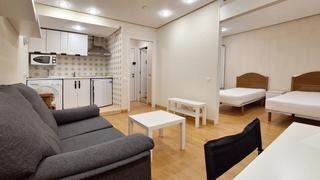 Alquiler Piso en Salesas - Foncalada - Campoamor. Piso en alquiler en centro, 1 dormitorio.