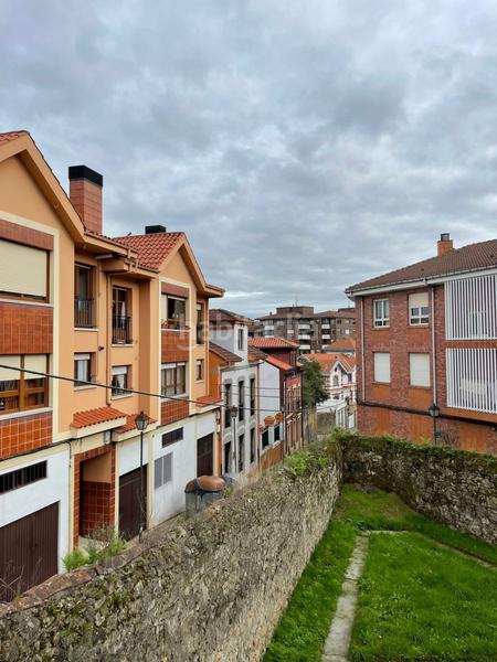 Foto ddfcaa93-02e3-4cdd-893f-397c1ecdcb17. Haus mit parking in Villalegre - La Luz Avilés