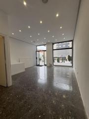Local Comercial a Salesas - Foncalada - Campoamor