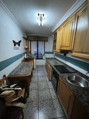 Lloguer Pis a Laviana. Piso en alquiler en centro, 3 dormitorios.