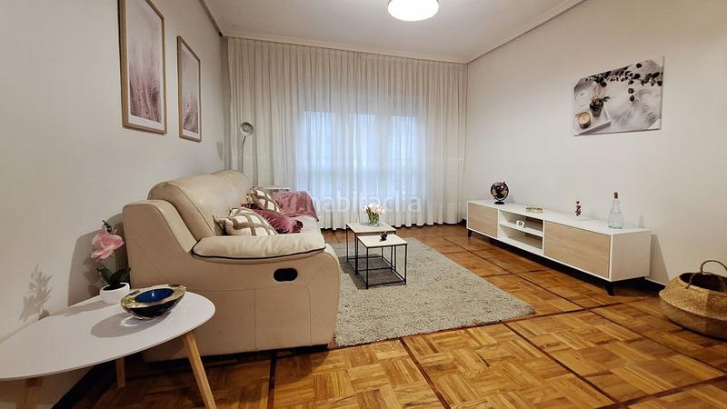 Foto 5f2f495a-9db6-45c4-97f0-389d7e931c9d. Alquiler piso  en alquiler en pumarín, 3 dormitorios. en Oviedo