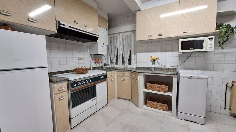 Foto 8757b851-69ab-45a9-8ce1-cdd9cccf4e23. Alquiler piso  en alquiler en pumarín, 3 dormitorios. en Oviedo