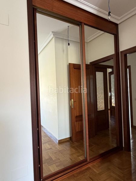 Foto dfc2d2d0-64ef-4c83-a124-bb964ce5c9c2. Alquiler piso  en alquiler , 2 dormitorios. en Grado