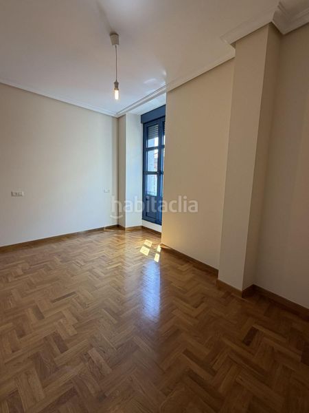 Foto ecf35888-3e57-45fa-981b-f6446053847d. Alquiler piso  en alquiler , 2 dormitorios. en Grado