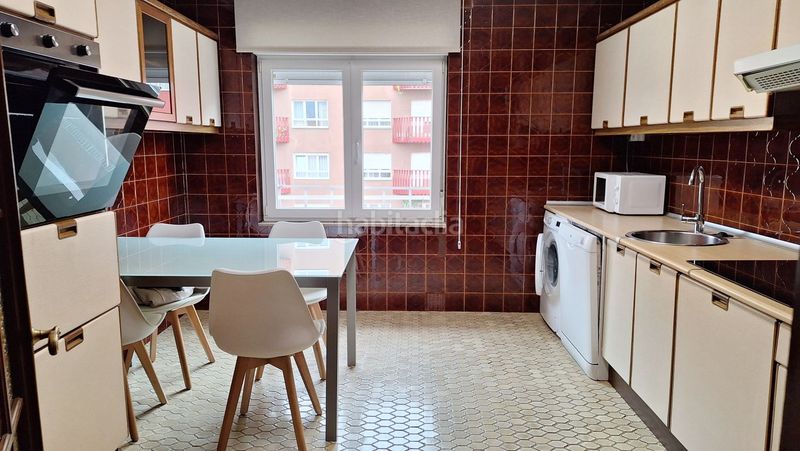 Foto 48ba79d8-674b-4605-b1d6-24528d1680cb. Piso  en venta en avda. torrelavega, 3 dormitorios. en Oviedo