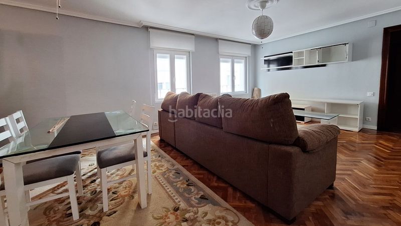 Foto e55bf9f5-86f0-4a1a-913b-2b300075abcc. Piso  en venta en avda. torrelavega, 3 dormitorios. en Oviedo
