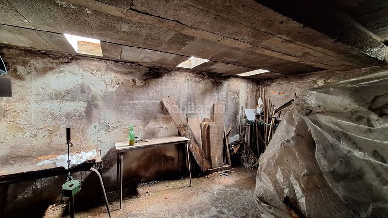 Foto d298db6e-c4f2-4ca0-88c6-3a8f7a3e0556. Masia a Regueras (Las)