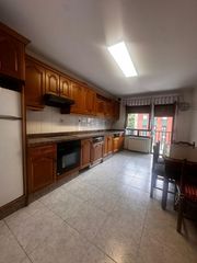 Flat in Riosa. Piso en venta en riosa, 3 dormitorios.
