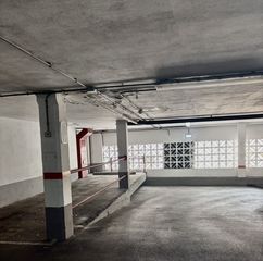 Posto auto in Milán - Pumarín. Garaje en venta en pumarín.