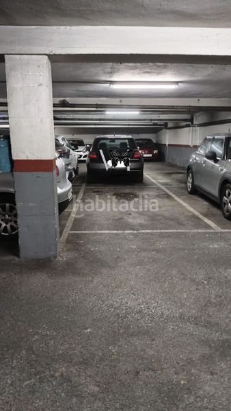 Foto 27f5aed1-a74c-4fe0-a9ad-12e23fc319ff. Aparcament cotxe a Argañosa Oviedo