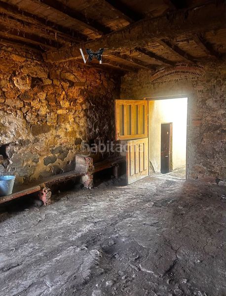 Foto f571da9b-2f8d-4438-9e88-910216312f1b. Casa a Regueras (Las)