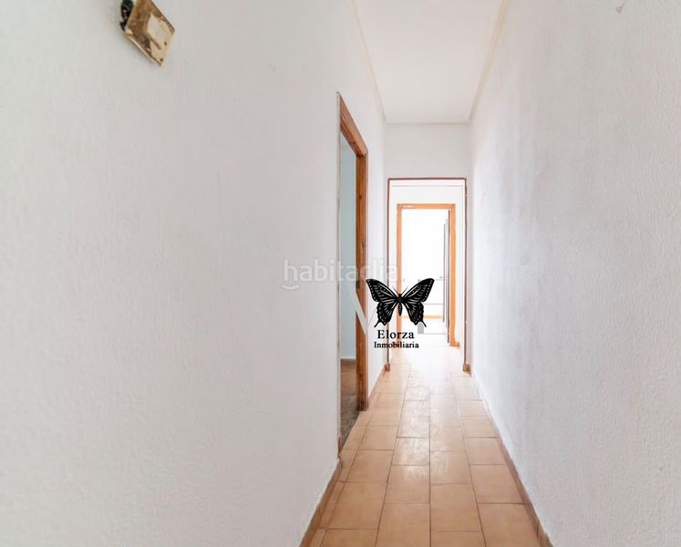 Foto 04e68d13-f2f9-4752-9d78-29e011eb858f. Piso  en venta en Centro, 3 dormitorios. en Centro Avilés