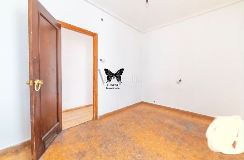 Foto 1a2a4adb-44de-4251-8c39-fb2d3458fe3e. Piso  en venta en Centro, 3 dormitorios. en Centro Avilés
