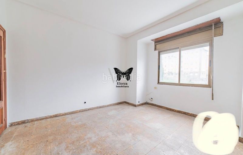 Foto d92c2320-6620-49d6-a5dd-438c38107a32. Piso  en venta en Centro, 3 dormitorios. en Centro Avilés