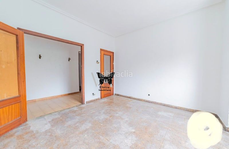 Foto fea39c18-9061-44b6-b7a4-91f88a10bdb8. Piso  en venta en Centro, 3 dormitorios. en Centro Avilés