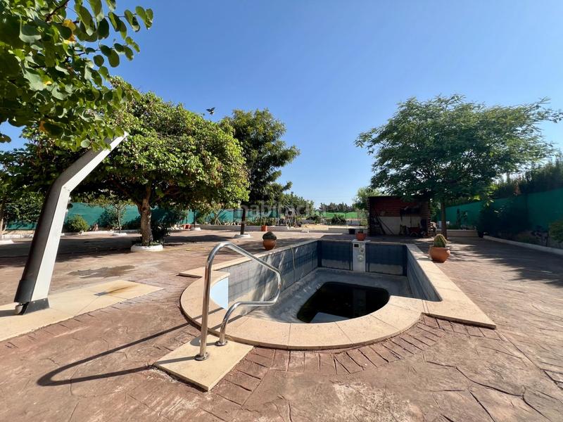 Foto a76b9226-d3ec-4e78-bad5-4e9f60830561. Casa en Carlota (La)