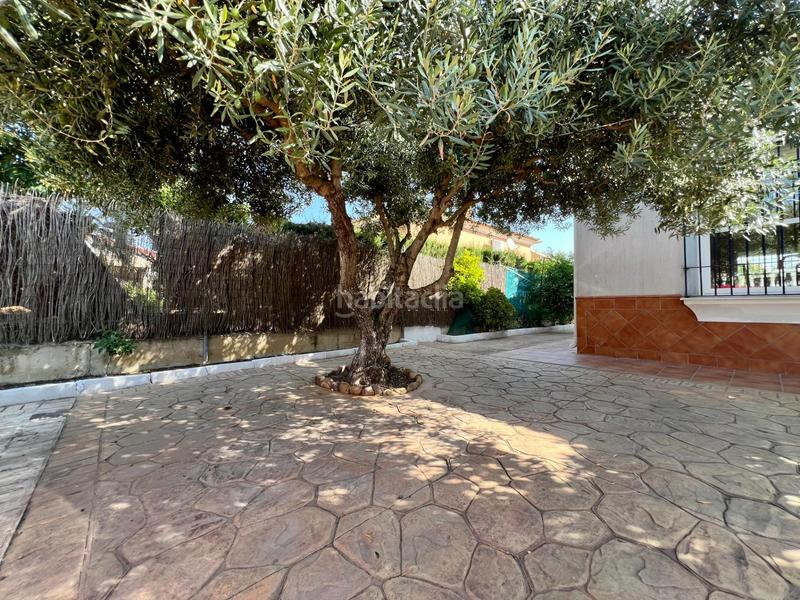 Foto c6eb6fda-55bc-4bbb-96ce-7b63c4ddd8e8. Casa en Carlota (La)