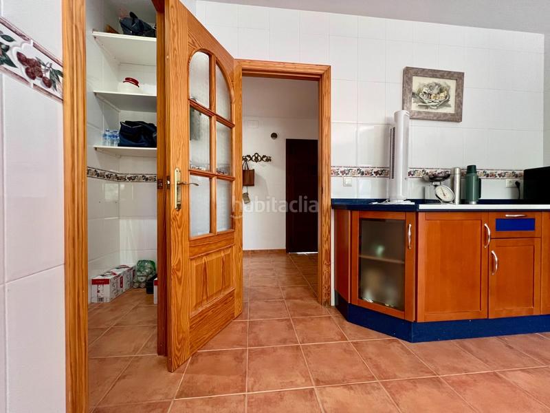 Foto c8bd967d-545a-4b3e-a65c-9a520b120285. Casa en Carlota (La)