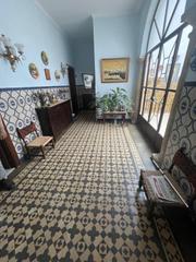 Casa a Sta. Marina - San Andrés - San Pablo - San Lorenzo. Gran casa en la plaza de san agustin