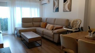 Appartement à Viñuela - Rescatado. Amplio piso familiar en av. barcelona, listo para entrar a vivir