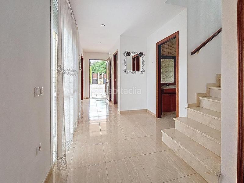 Foto 0dd7c3dc-f53d-4b50-9ab7-db217ab4c3ca. Chalet avec parking dans Carlota (La)