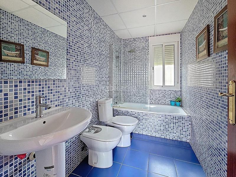 Foto cfb35d91-5461-4ba7-a8a0-924f712447ea. Chalet avec parking dans Carlota (La)