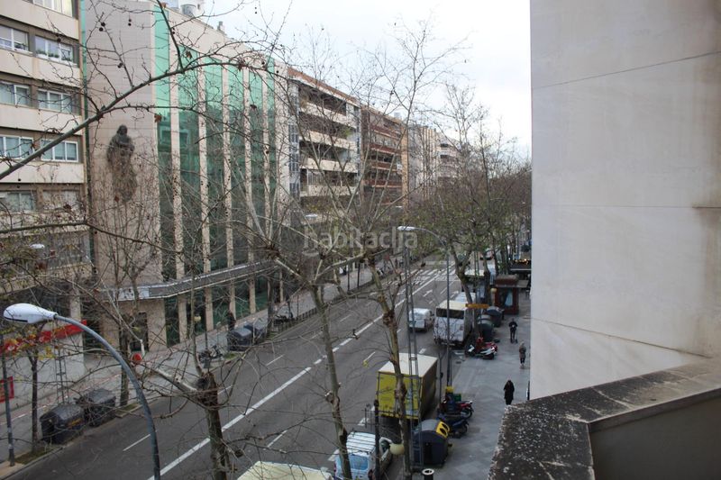 Foto f486e0c7-1a3e-4d32-86f4-c04c83944fc1. Pis amb aparcament a Centro Córdoba